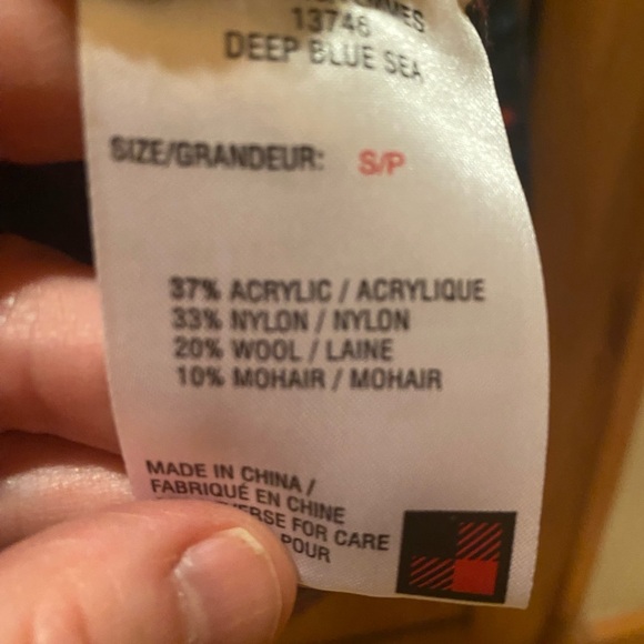 Woolrich women’s sweater wool size m new condition not tag - Picture 5 of 7